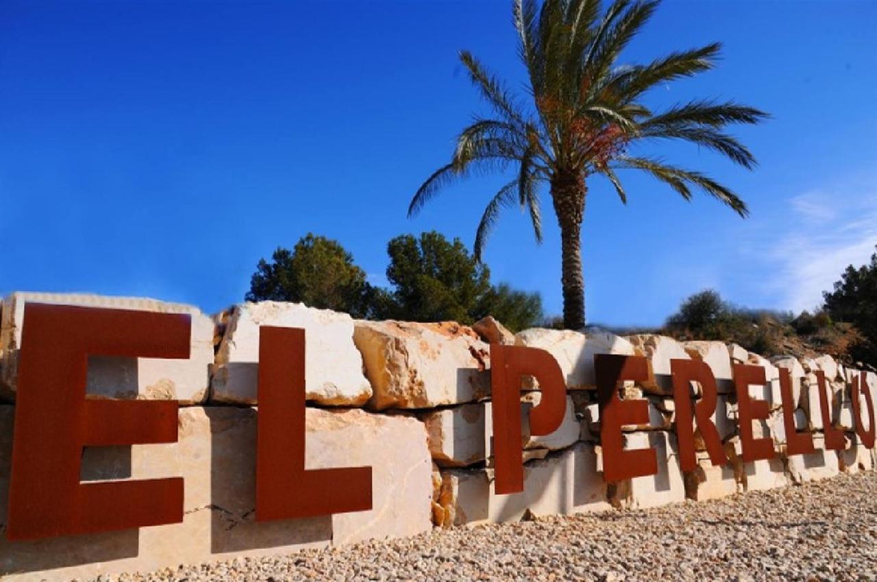 Pension Subirats Perello El Perelló Exterior foto